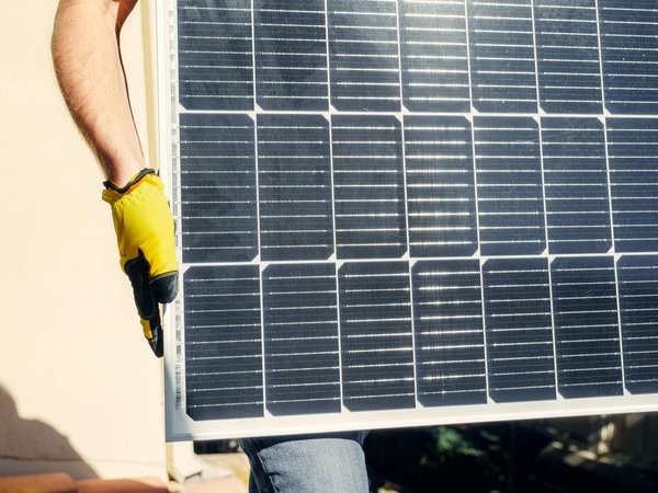 Comment trouver un installateur fiable de panneaux solaires ?
